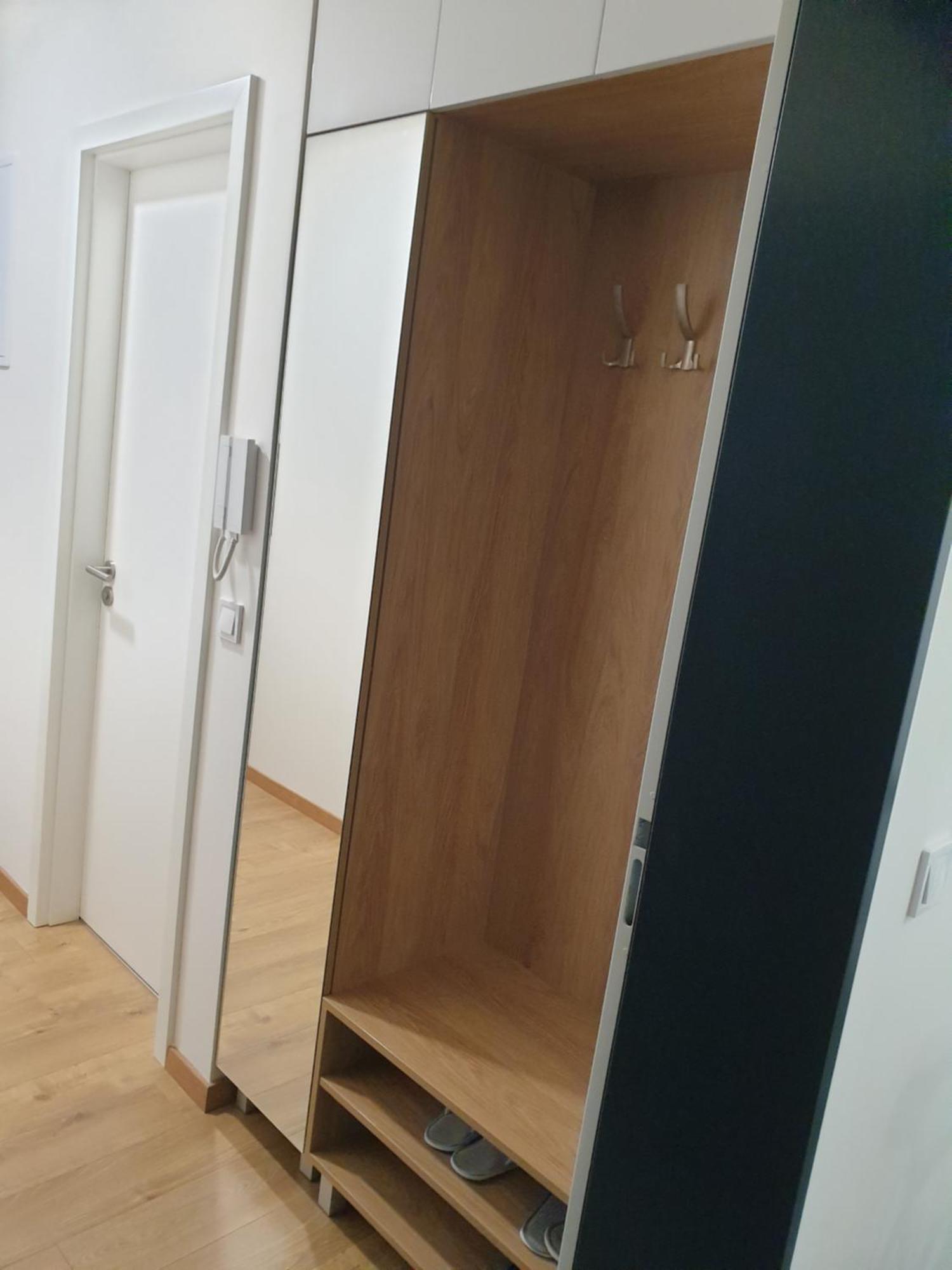 As Apartman Bella S Loggiou A Bezplatnym Vnutornym Parkovanim Appartement Košice Buitenkant foto